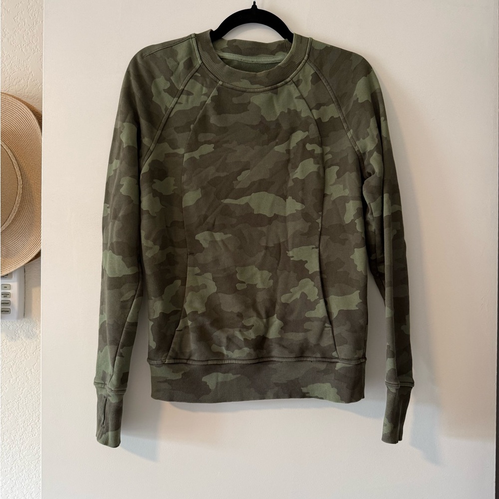 Women’s Lululemon Camo Sweatshirt - Size S